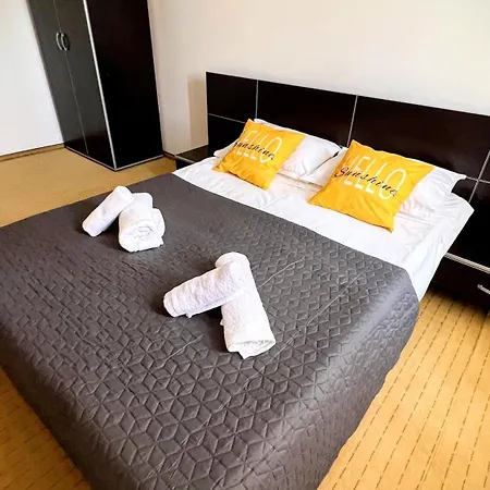 Mojo Resort *
